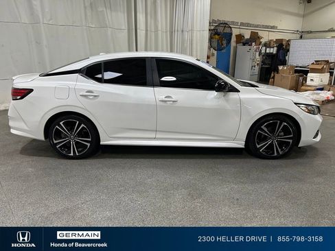 Used 2020 Nissan Sentra SR w/ Electronics Package FWD image 9