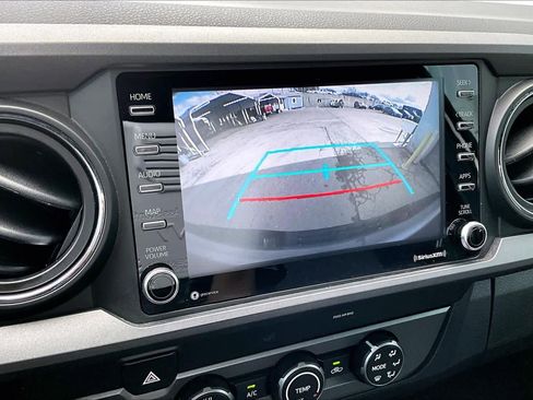 Used 2020 Toyota Tacoma TRD Sport image 29