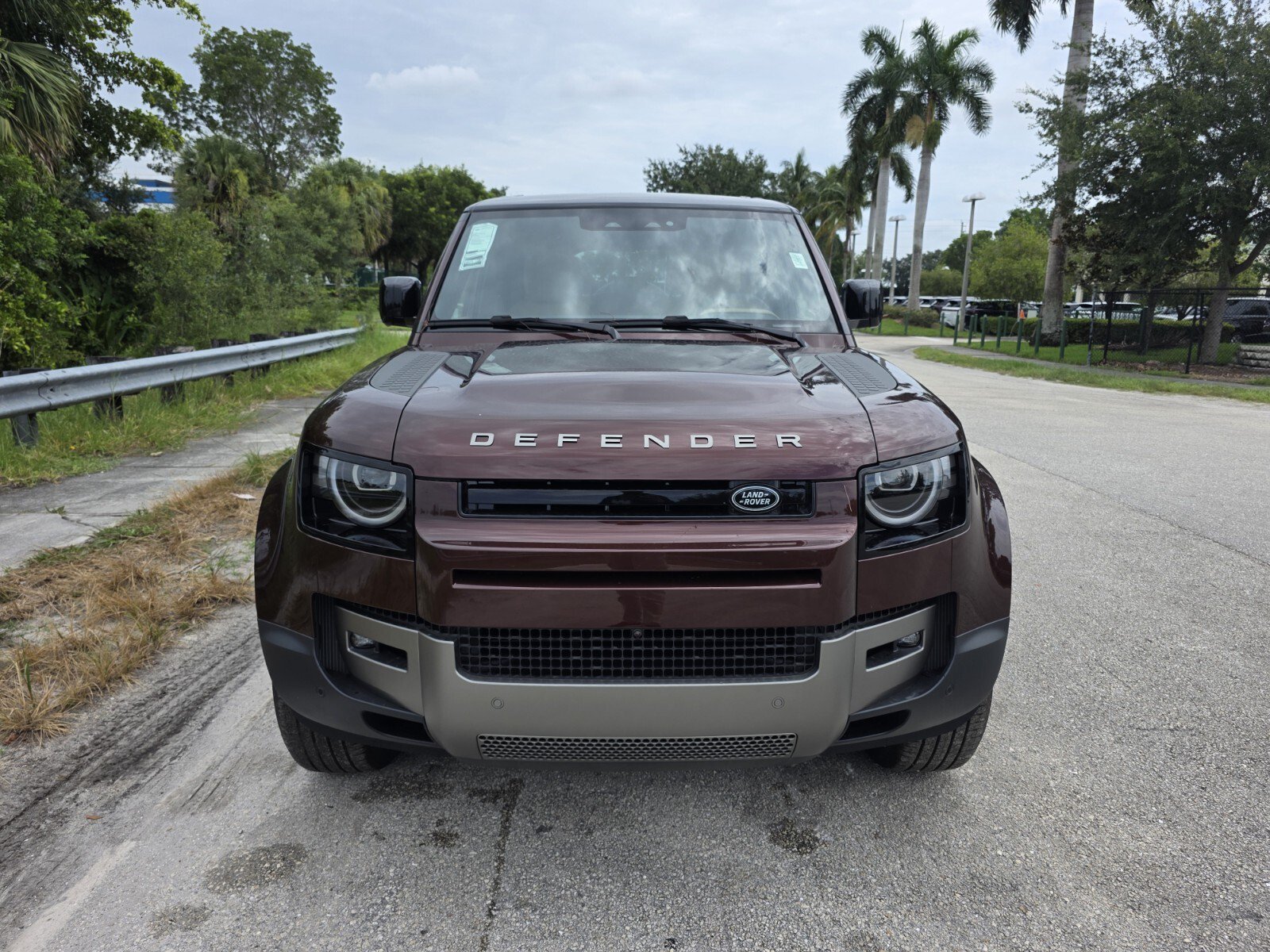 Used 2026 Land Rover Defender 130 S AWD/4WD image 8
