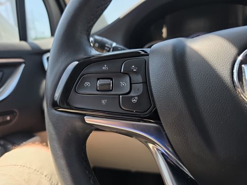 Used 2023 Buick Enclave Avenir AWD/4WD image 22