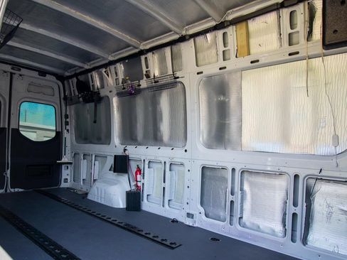 Used 2023 Mercedes-Benz Sprinter 2500 image 15