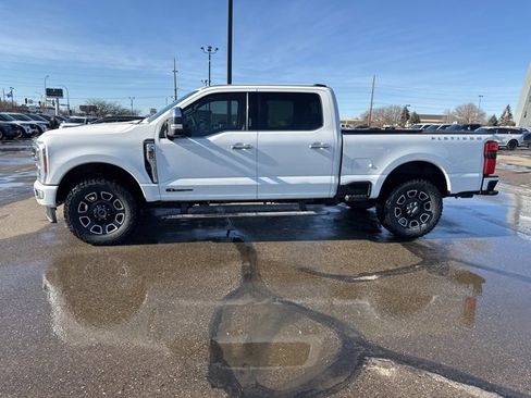 Used 2024 Ford F350 Platinum image 5