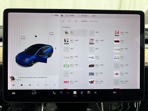 Used 2018 Tesla Model 3 Long Range RWD image 23