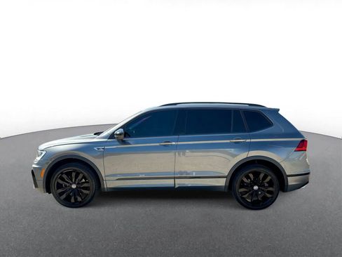 Used 2021 Volkswagen Tiguan SE R-Line w/ 2-Row Tiguan MDO Package image 5