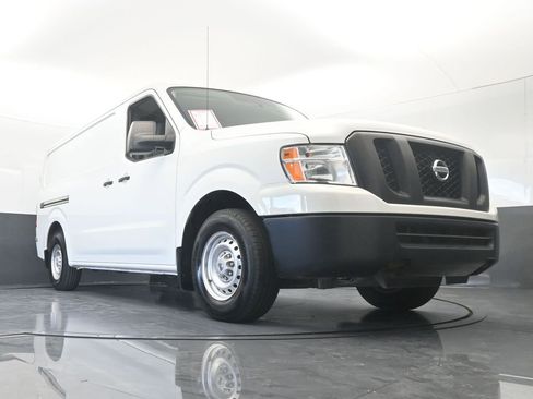 Used 2020 Nissan NV 1500 S image 59