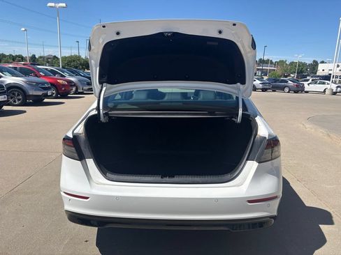 Used 2023 Honda Accord EX-L image 41