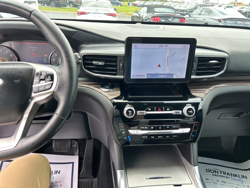 Used 2022 Ford Explorer Limited AWD/4WD image 20