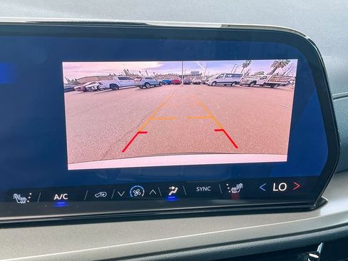 New 2026 Chevrolet Traverse LT w/ Midnight/Sport Edition image 22