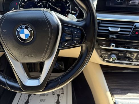 Used 2019 BMW 530i image 35