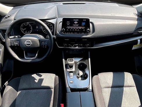 New 2026 Nissan Rogue SV image 5