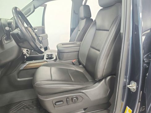 Used 2022 Chevrolet Silverado 1500 LT Trail Boss w/ Convenience Package II AWD/4WD image 19
