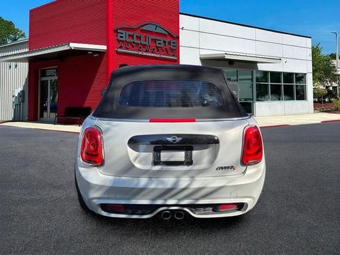 Used 2017 MINI Cooper S FWD image 3