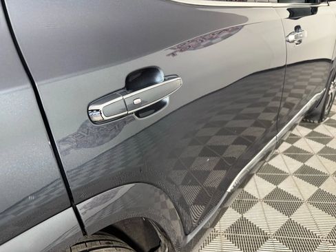 Used 2019 GMC Acadia Denali w/ Technology Package image 30