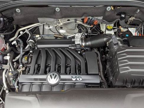 Used 2022 Volkswagen Atlas SE w/ Panoramic Sunroof Package FWD image 28