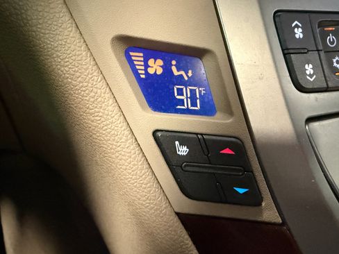 Used 2012 Cadillac CTS Luxury image 43