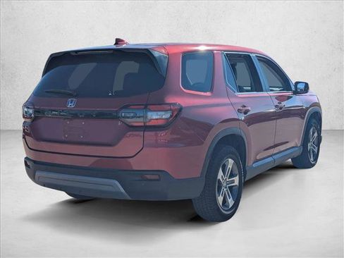 Used 2023 Honda Pilot EX-L image 5