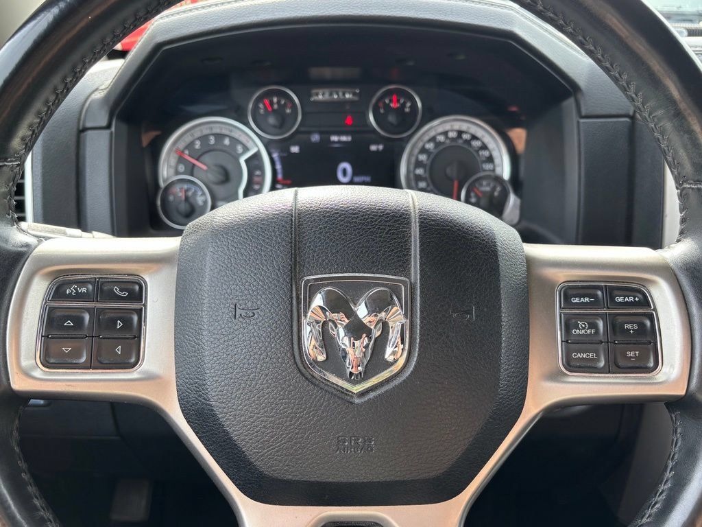 Used 2015 RAM 1500 Laramie AWD/4WD image 28