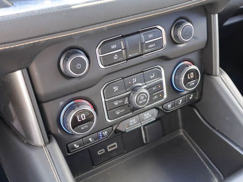 Used 2024 Chevrolet Tahoe Premier image 15