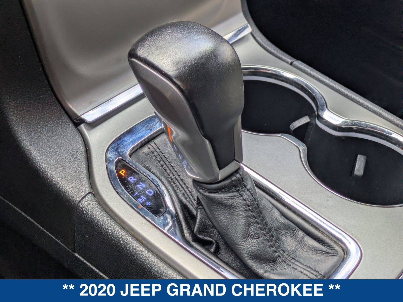 Used 2020 Jeep Grand Cherokee Limited AWD/4WD image 34
