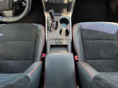 Used 2017 Toyota Camry XSE FWD image 22