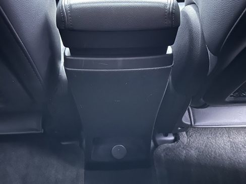 Used 2015 Chevrolet Captiva Sport LTZ image 19