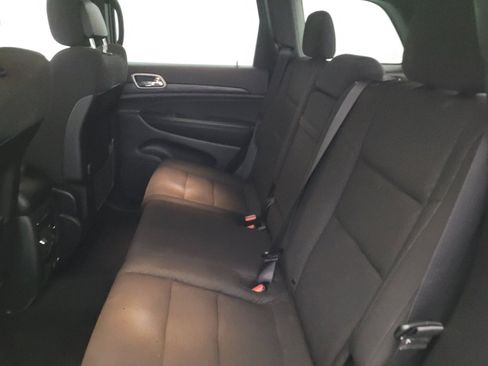 Used 2022 Jeep Grand Cherokee Laredo E w/ Security & Convenience Group image 18