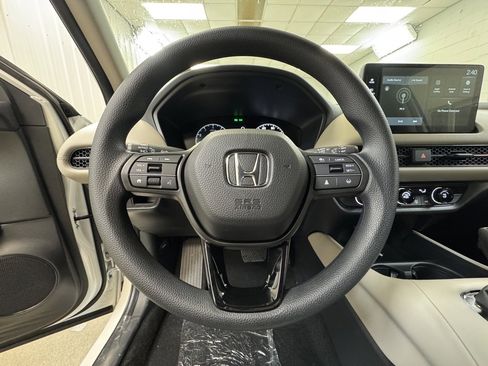 New 2026 Honda HR-V LX image 28