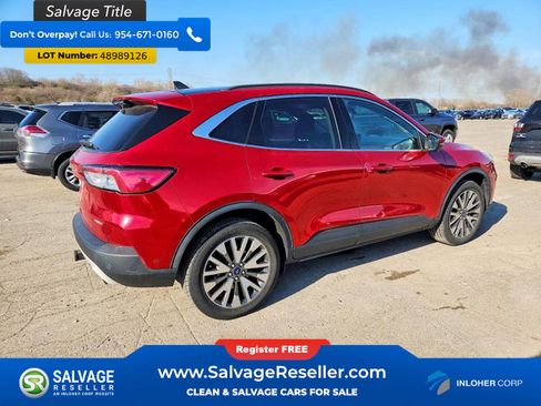 Used 2020 Ford Escape Titanium w/ Titanium Premium Package 2.0 image 4