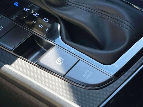 New 2026 Hyundai Elantra SEL Sport Premium FWD image 17