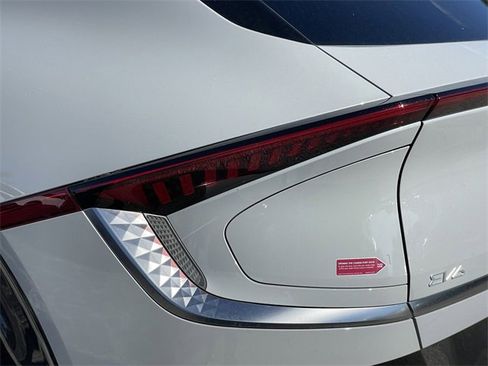 New 2025 Kia EV6 Wind image 7