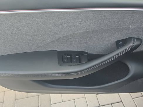 Used 2025 Tesla Model 3 Long Range RWD image 13
