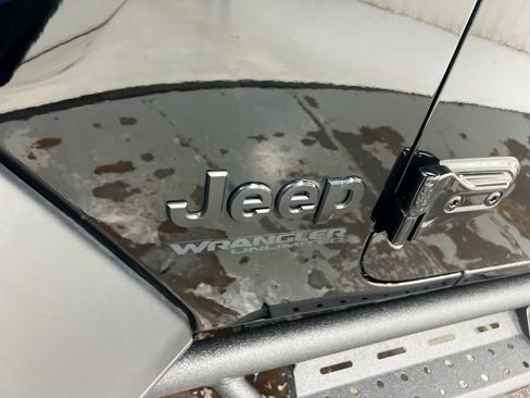 Used 2021 Jeep Wrangler Unlimited Sport AWD/4WD image 25