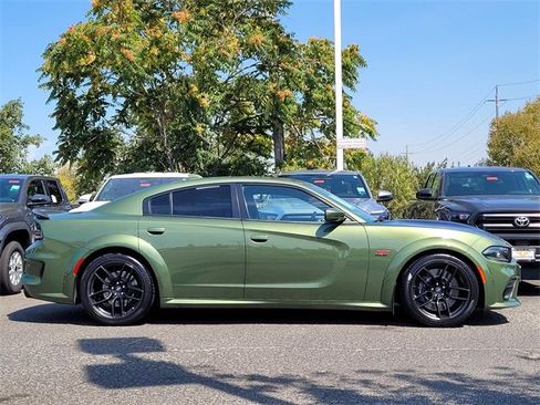 Used 2022 Dodge Charger Scat Pack image 5