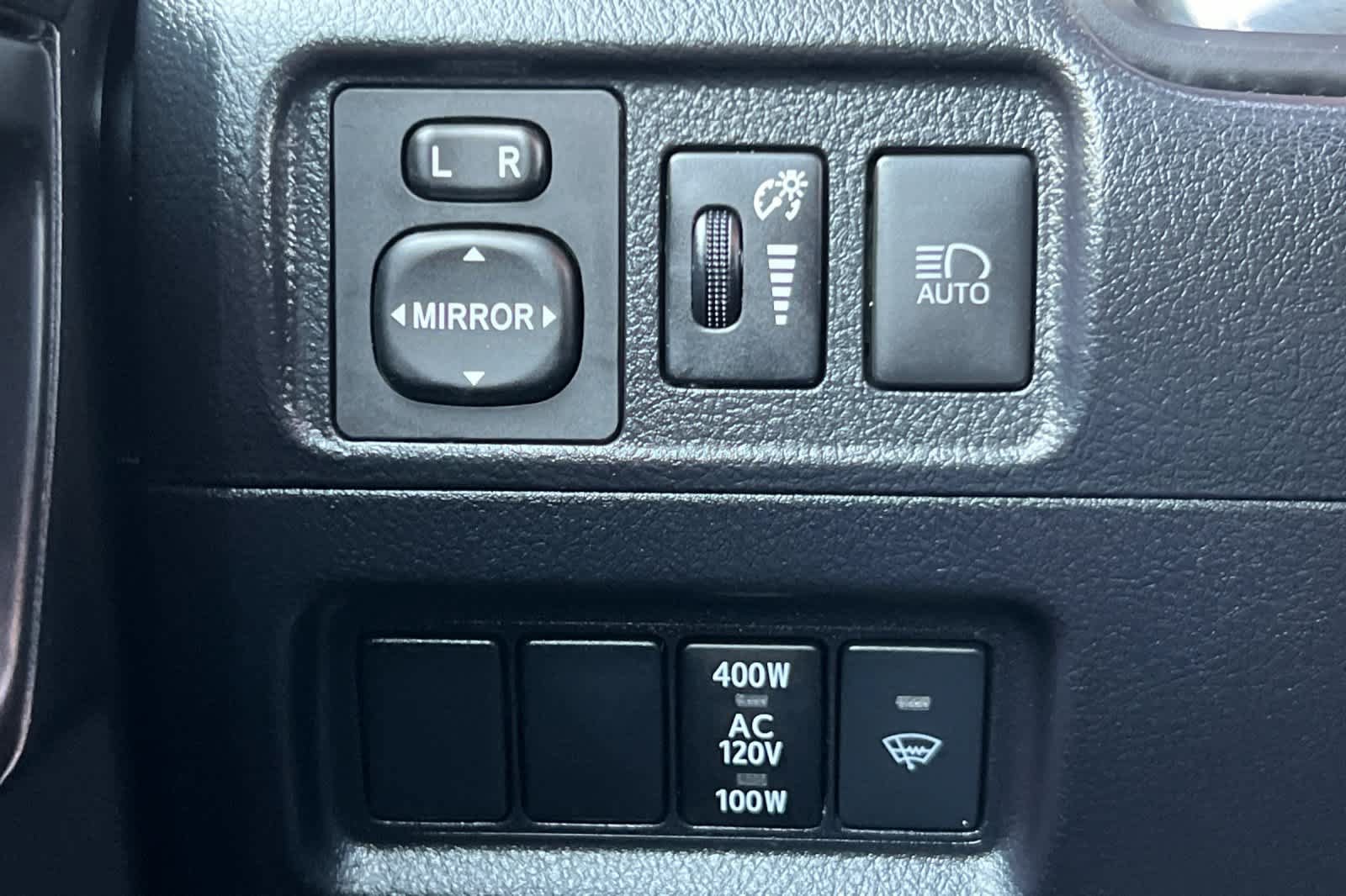 Used 2023 Toyota 4Runner TRD Off-Road Premium w/ Moonroof Package AWD/4WD image 31