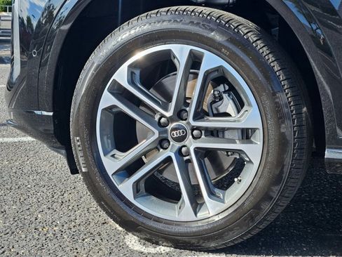 Certified 2025 Audi Q5 Premium w/ Convenience Package AWD/4WD image 28