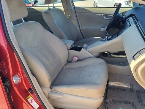 Used 2010 Toyota Prius Five image 11