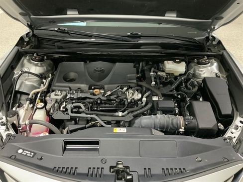 Used 2022 Toyota Camry LE w/ Cold Weather Package FWD image 7