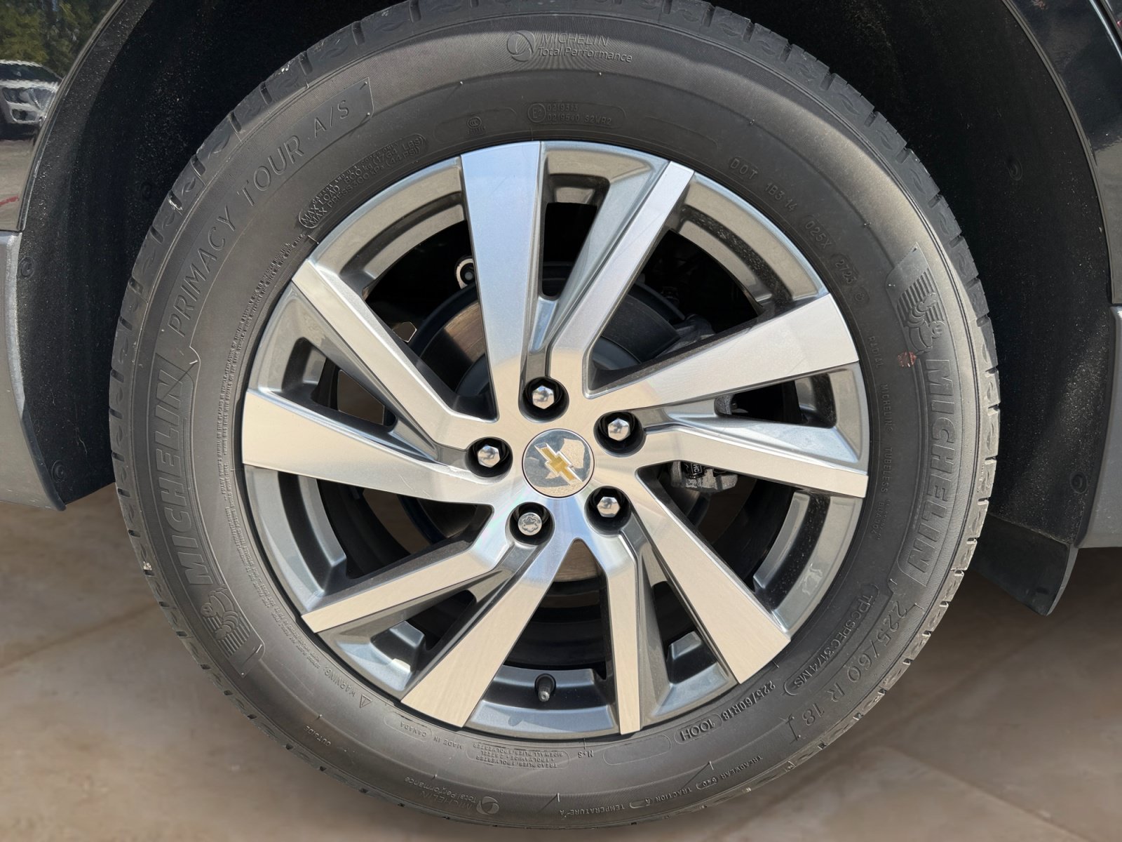 Used 2024 Chevrolet Equinox LT FWD image 21