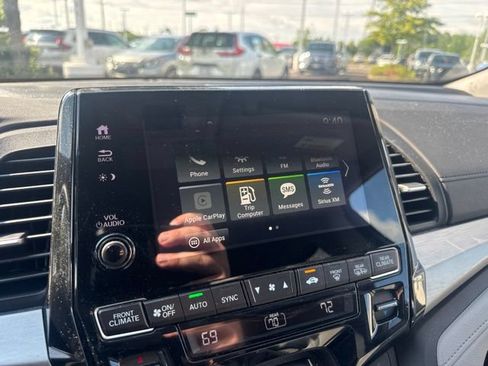 Used 2024 Honda Odyssey EX-L image 24