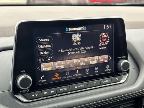 Used 2023 Nissan Rogue SV w/ SV Premium Package image 28