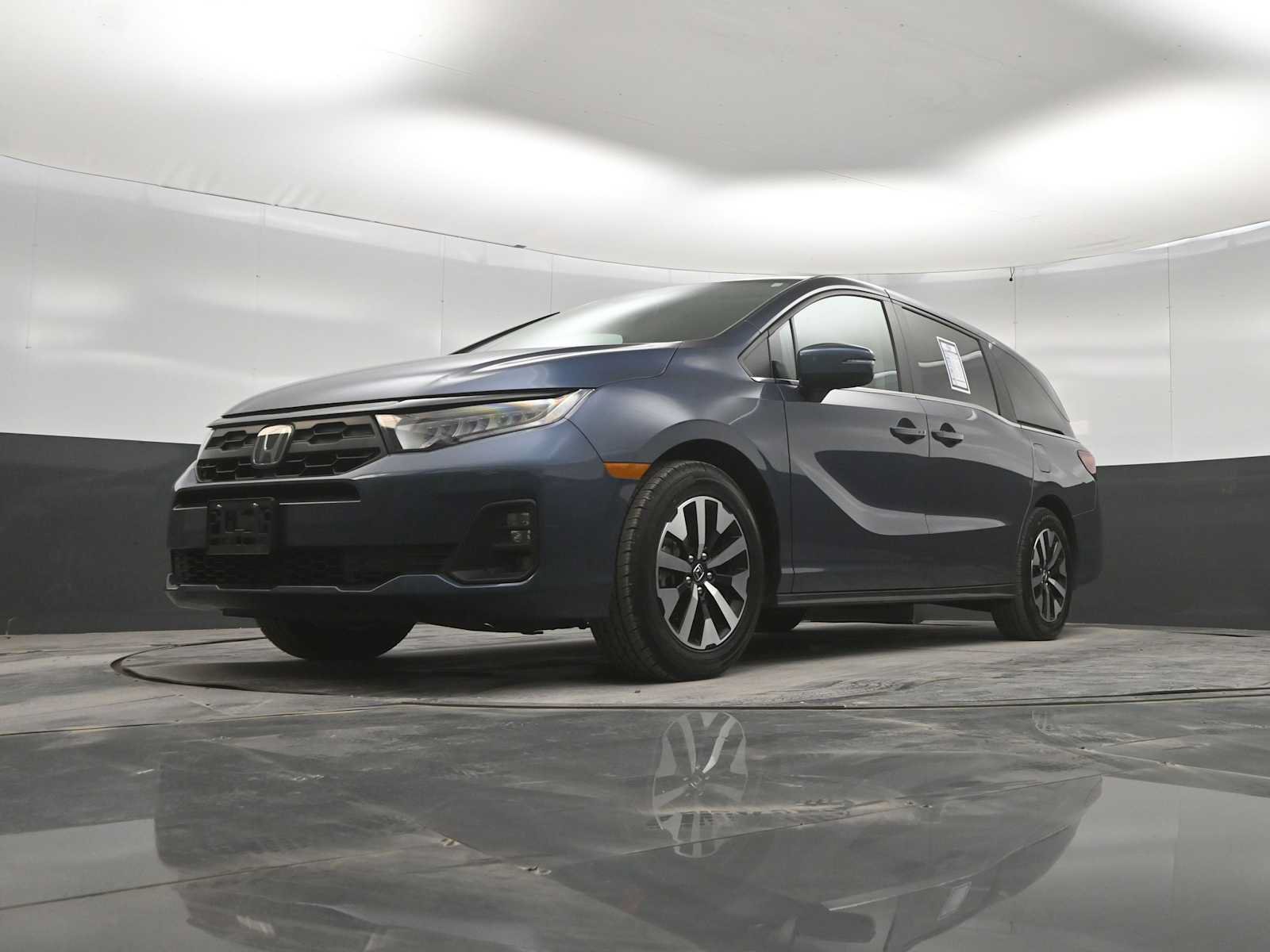 Used 2025 Honda Odyssey EX-L image 37
