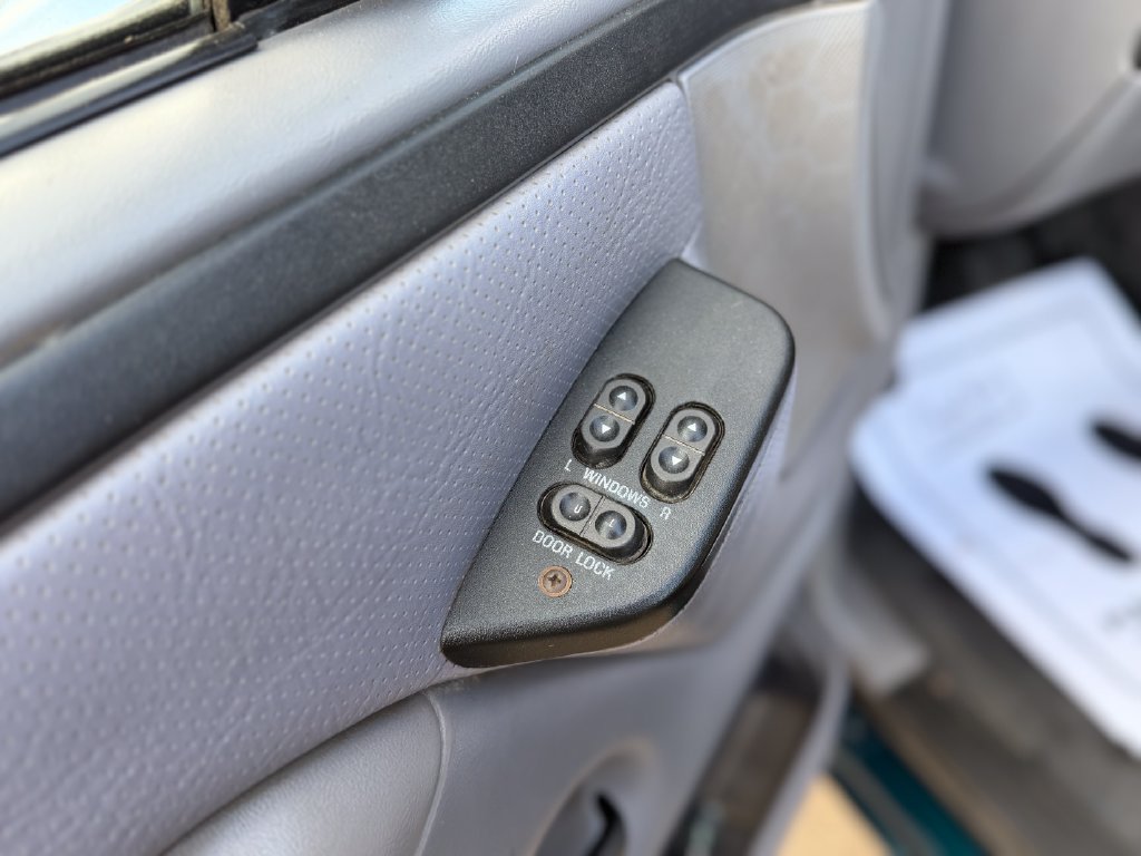 Used 1997 Ford F350 4x4 Regular Cab image 15