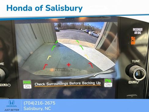 Used 2024 Subaru Ascent Premium w/ Convenience Package image 24