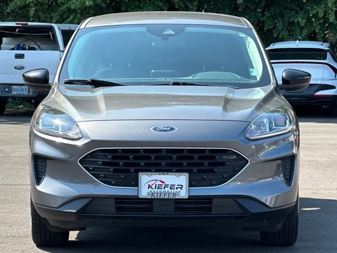 Used 2022 Ford Escape SE w/ SE Sport Appearance Package AWD/4WD image 9