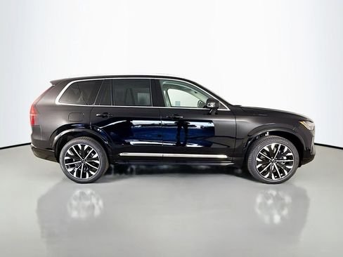 New 2026 Volvo XC90 T8 Ultra w/ Protection Package AWD/4WD image 8