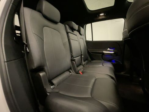 Used 2020 Mercedes-Benz GLB 250 image 29