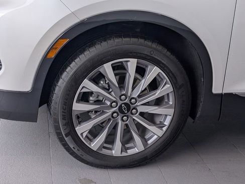 Certified 2023 Chevrolet Blazer Premier w/ Driver Confidence II Package image 4