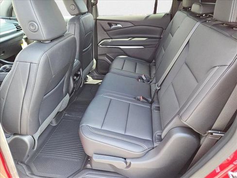 New 2026 Chevrolet Traverse LT w/ Driver Confidence Package image 16