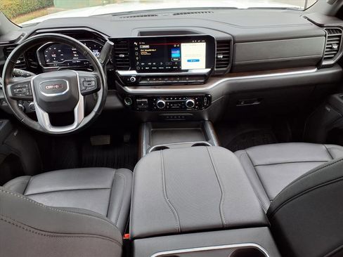 Used 2025 GMC Sierra 2500 SLT w/ SLT Convenience Package image 19