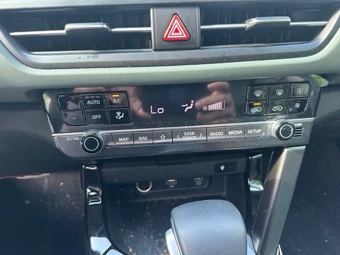 Used 2024 Kia Seltos SX w/ SX Sunroof Package AWD/4WD image 14